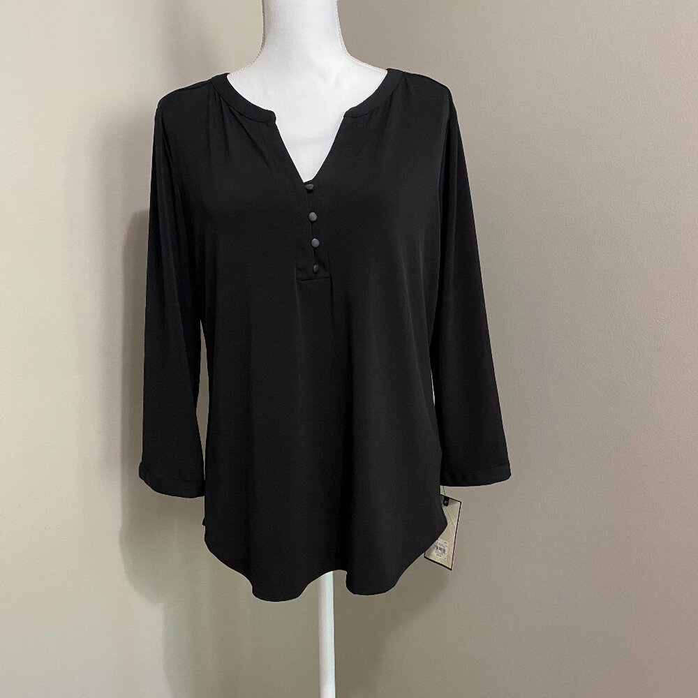 Dressy V-Neck Henley – Size Large